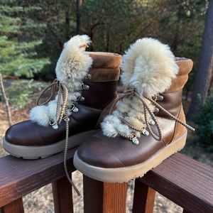 UGG Viki waterproof boots
